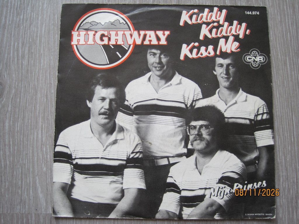 Highway  -  Kiddy kiddy, kis me, Fotohoes, 7 inch, Ophalen of Verzenden, Zo goed als nieuw