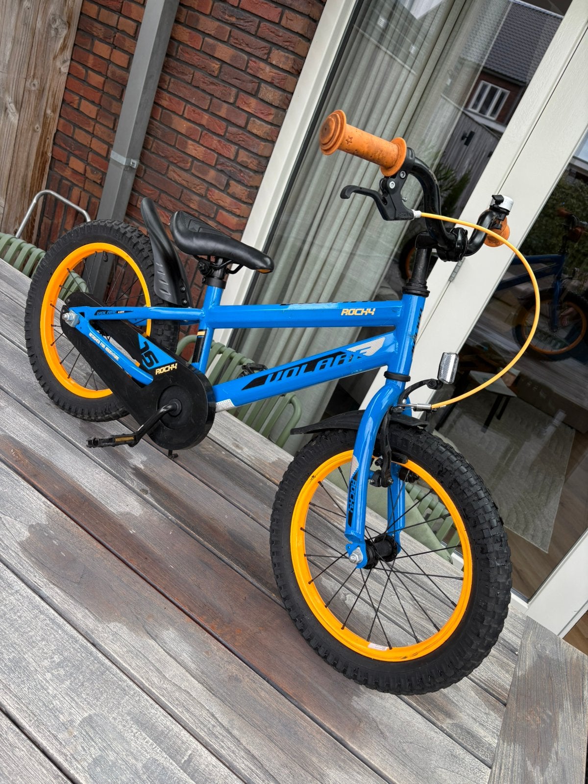 Volare Rocky jongensfiets 16 inch, Fietsen en Brommers, Ophalen, Gebruikt, Terugtraprem, 16 inch