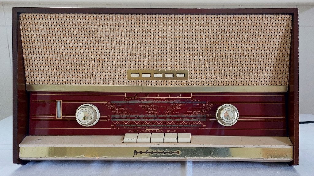 Mooie vintage Aristona buizenradio, Antiek en Kunst, Ophalen