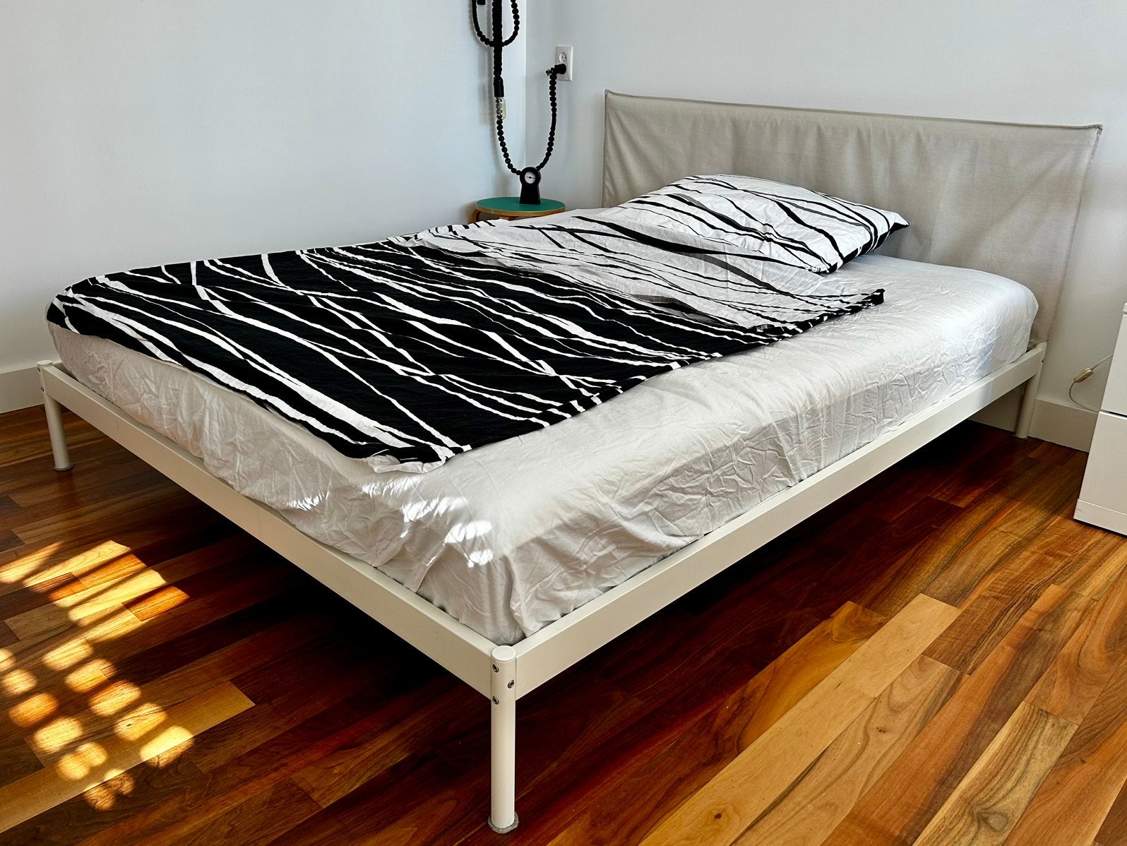 IKEA KLEPPSTAD bed frame, 160x200, Ophalen, Tweepersoons, Zo goed als nieuw, Metaal