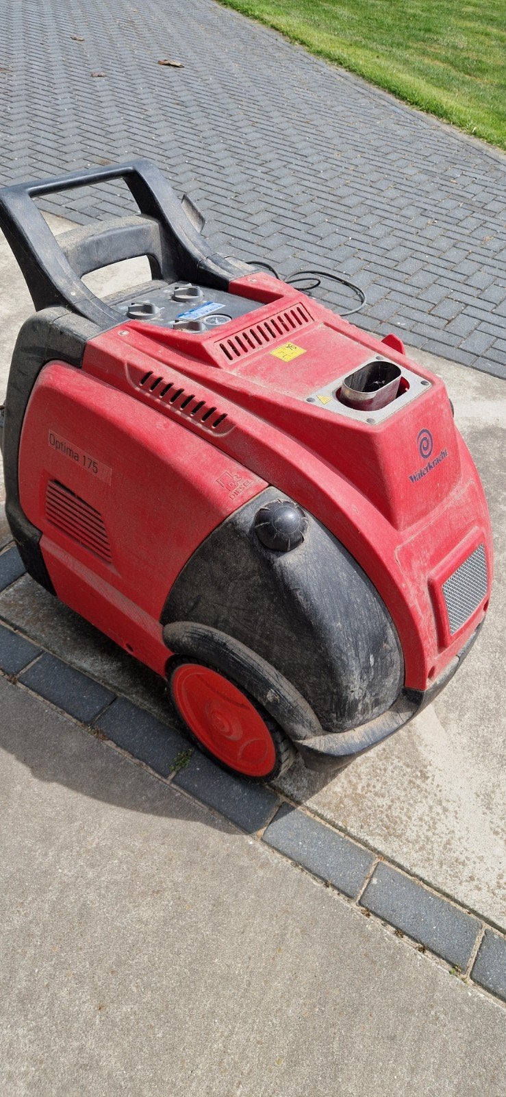 Optima ds 175
Warmwater hogedrukreiniger op diesel en 380v, Ophalen, Gebruikt, Optima, Met regelbare waterdruk