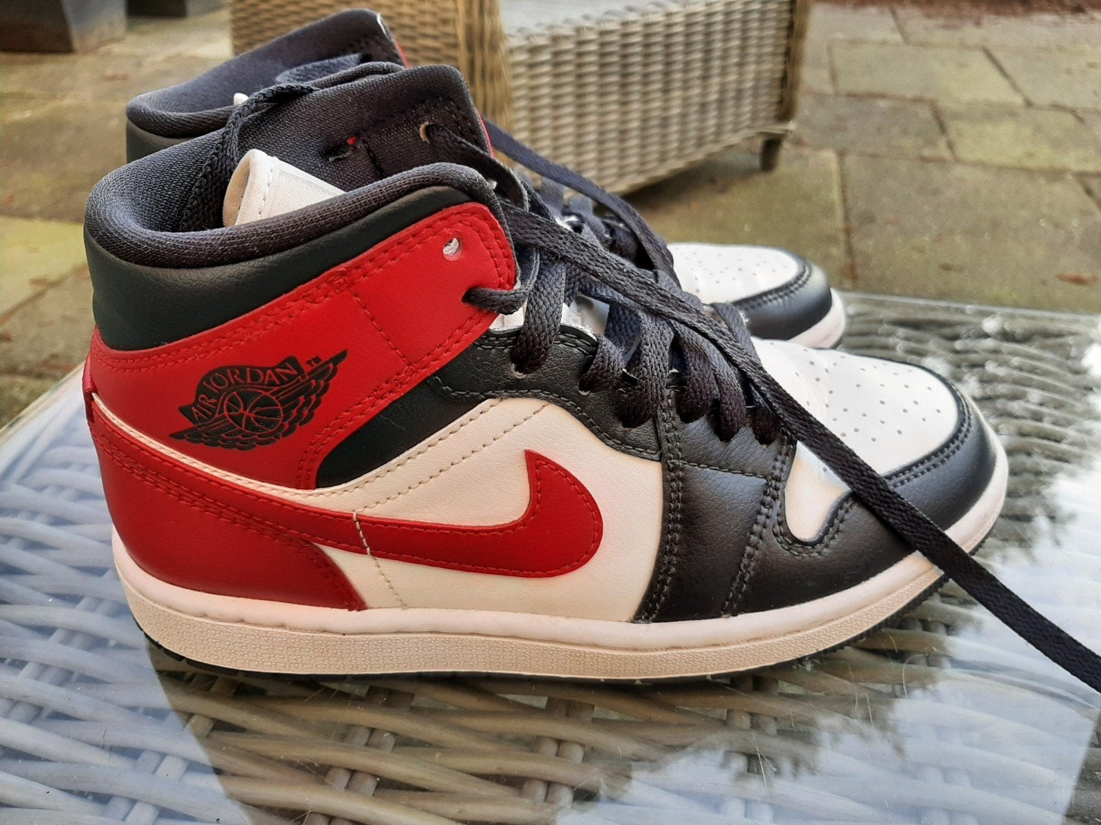 Nike Air Jordan Maat 37,5 Zo goed als Nieuw !!!, Kleding | Dames, Schoenen, Ophalen of Verzenden, Zo goed als nieuw, Sneakers of Gympen