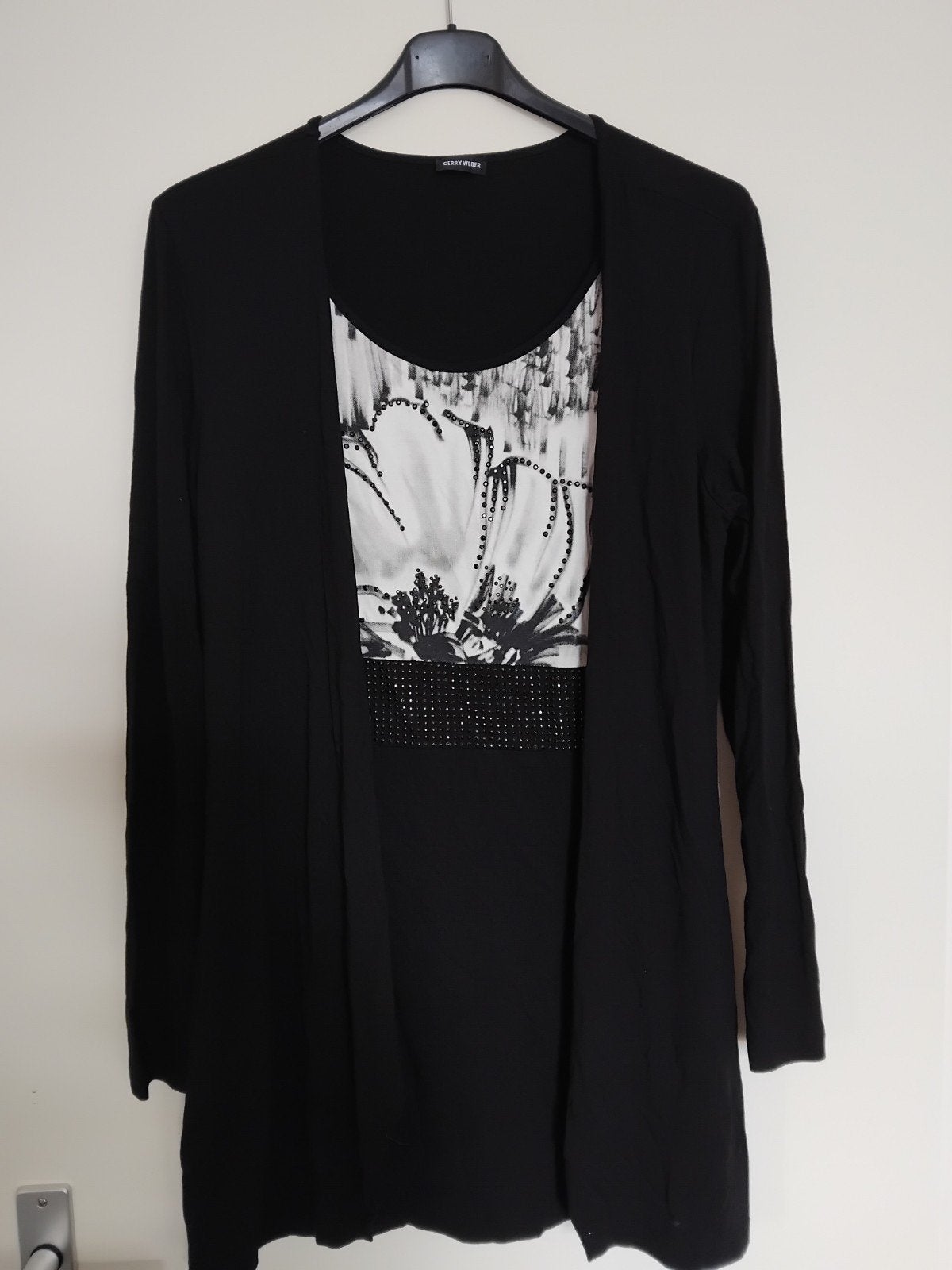 Gerry Weber Zwart Vest met top- Maat 38, Maat 38/40 (M), Zwart, Ophalen of Verzenden, Zo goed als nieuw