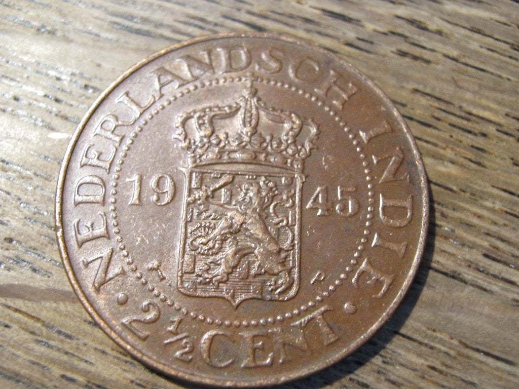 Bevrijd Nederlands Indie 2 1/2 Cent 1945p, WW2 #391, Postzegels en Munten, Munten | Azië, Losse munt, Zuidoost-Azië, Ophalen of Verzenden