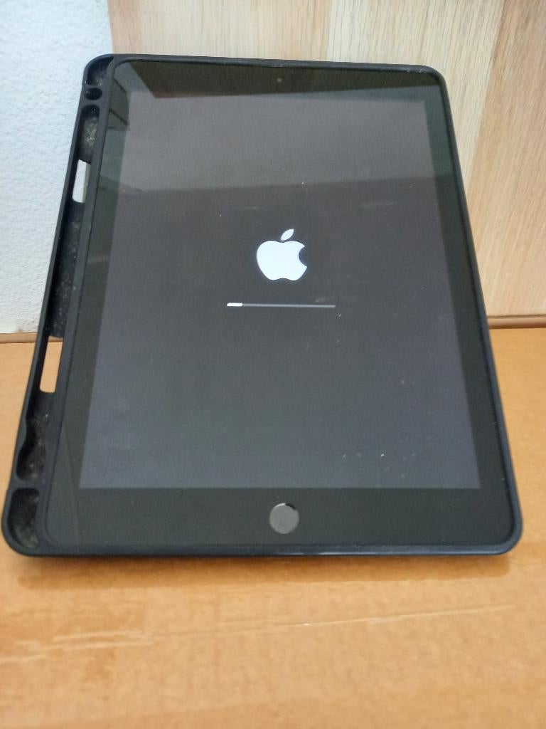 ipad 6de generatie, Computers en Software, Apple iPads, 10 inch, Gebruikt, 32 GB, Apple iPad