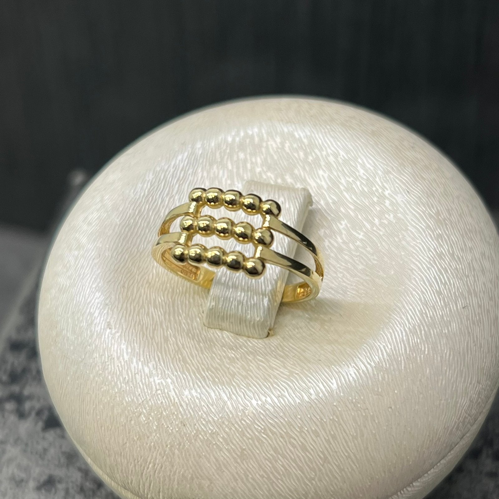 14 karaat gouden ring balletjes model, Ophalen of Verzenden