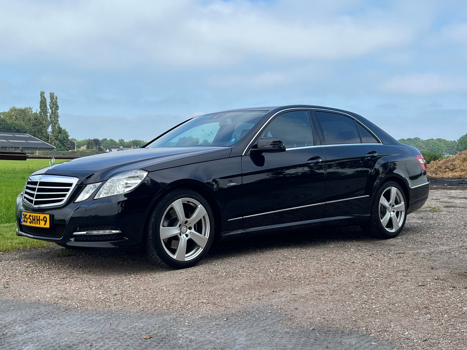 Mercedes E 200 Nieuwe motor 2019 !, Auto's, Mercedes-Benz, Achterwielaandrijving, 4 cilinders, 1796 cc, Zwart