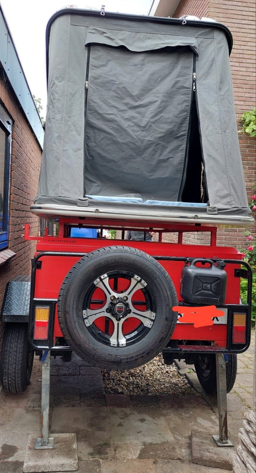 Compacte Off-Road Camper Trailer met Daktent en Keuken, Ophalen, Tot en met 2