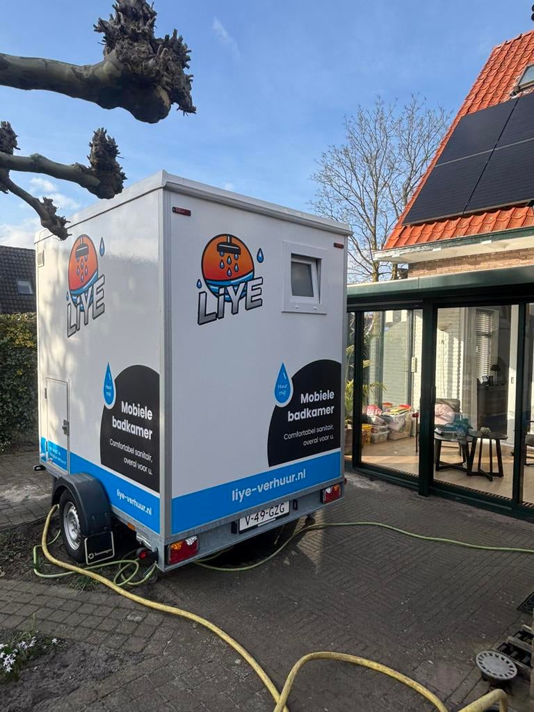 Mobiele Badkamer douchewagen douchecabine sanitair, Huis en Inrichting, Badkamer | Complete badkamers, Ophalen, ., Zo goed als nieuw