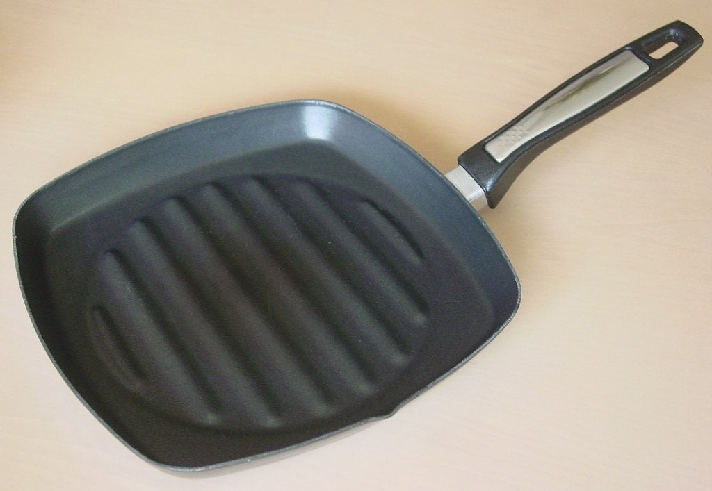 San Ignacio anti-aanbak grillpan 26 cm grijs, Overige materialen, Overige typen, Ophalen of Verzenden, Zo goed als nieuw