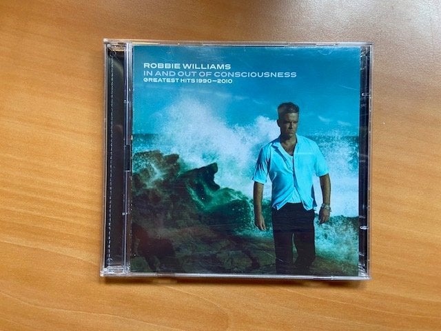 Robbie Williams - In And Out Of Consciousness, Inclusief boekje, Gebruikt, Boxset, Pop