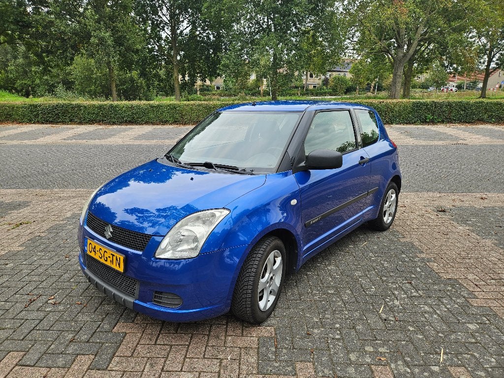 Suzuki Swift 1.3 Shogun 3deurs Carplay / Airco / Elek. ramen, Auto's, Stof, 31 €/maand, Swift, Origineel Nederlands