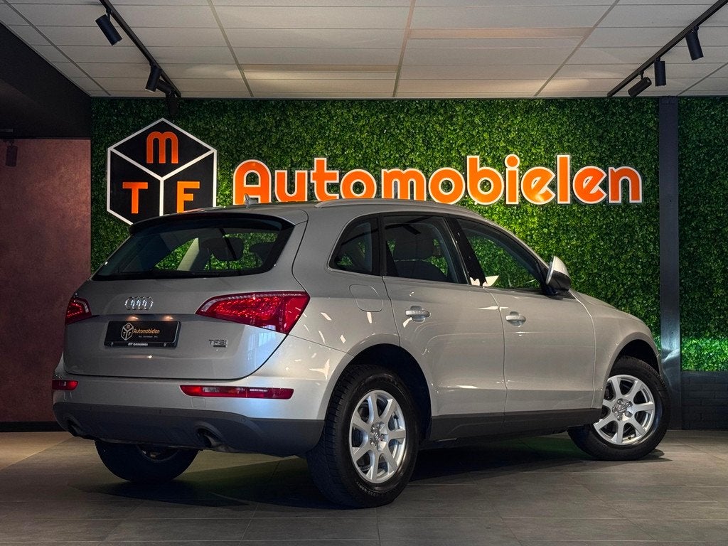 Audi Q5 2.0 TFSI QUATTRO 211 PK |XENON|Org NL|NETTE STAAT, Automaat, Stof, Zwart, 4 cilinders