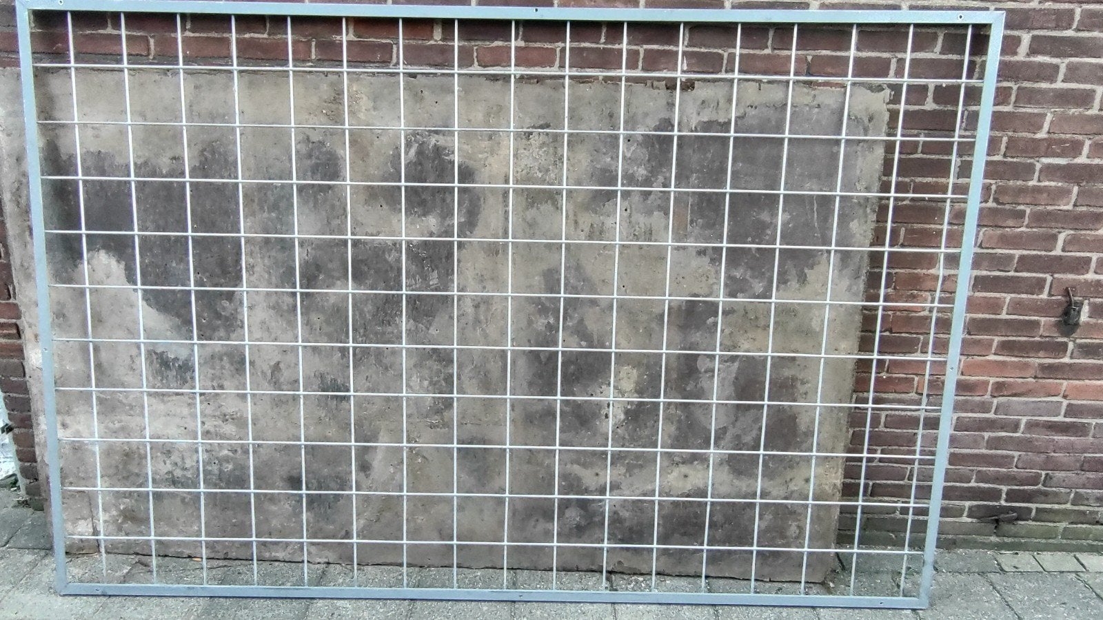 Te Koop Aangeboden

2X IJzeren Raambeveiliging/Of Deur

afme, Ophalen, 110 cm of meer, 100 cm of meer