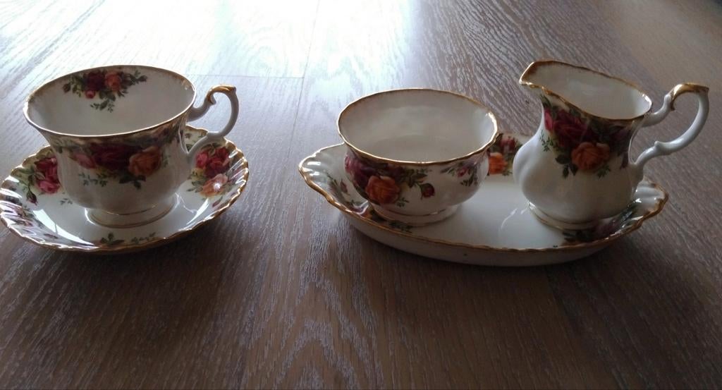 Vintage Royal Albert Old Country Roses theeservies, Ophalen