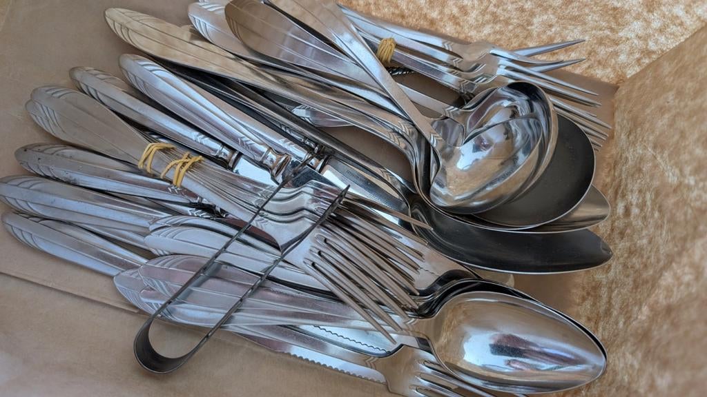 Grote partij zilverkleurig bestek, diverse soorten, Ophalen of Verzenden