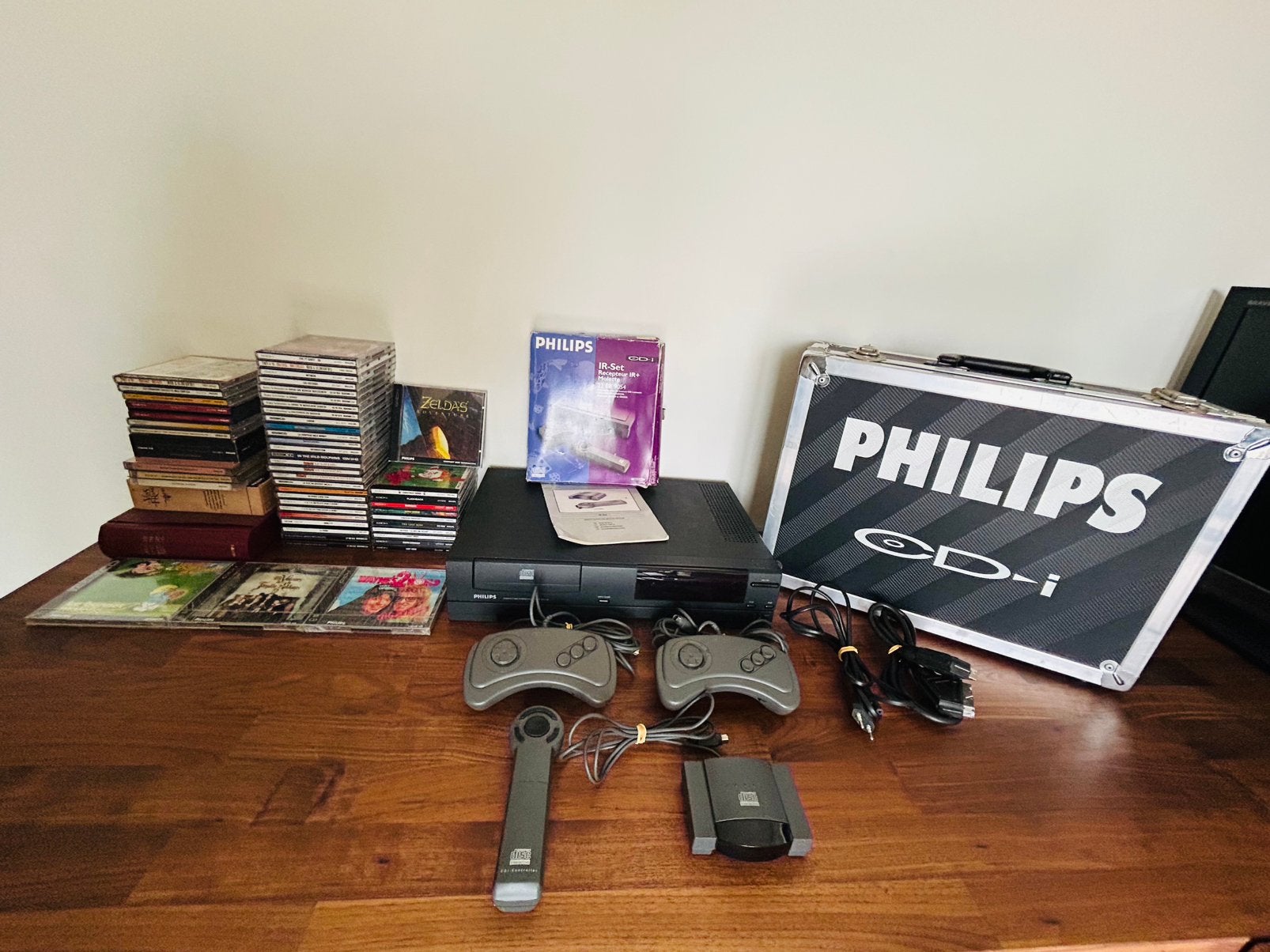 Philips CD-i 210 + Zelda + Demo Koffer + Groot Pakket, Ophalen of Verzenden, Zo goed als nieuw
