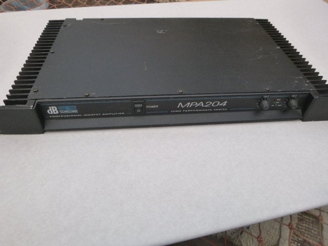 dB Technologies  MPA 204 versterker, Muziek en Instrumenten, Ophalen of Verzenden, Gebruikt, Minder dan 500 watt, Overige typen
