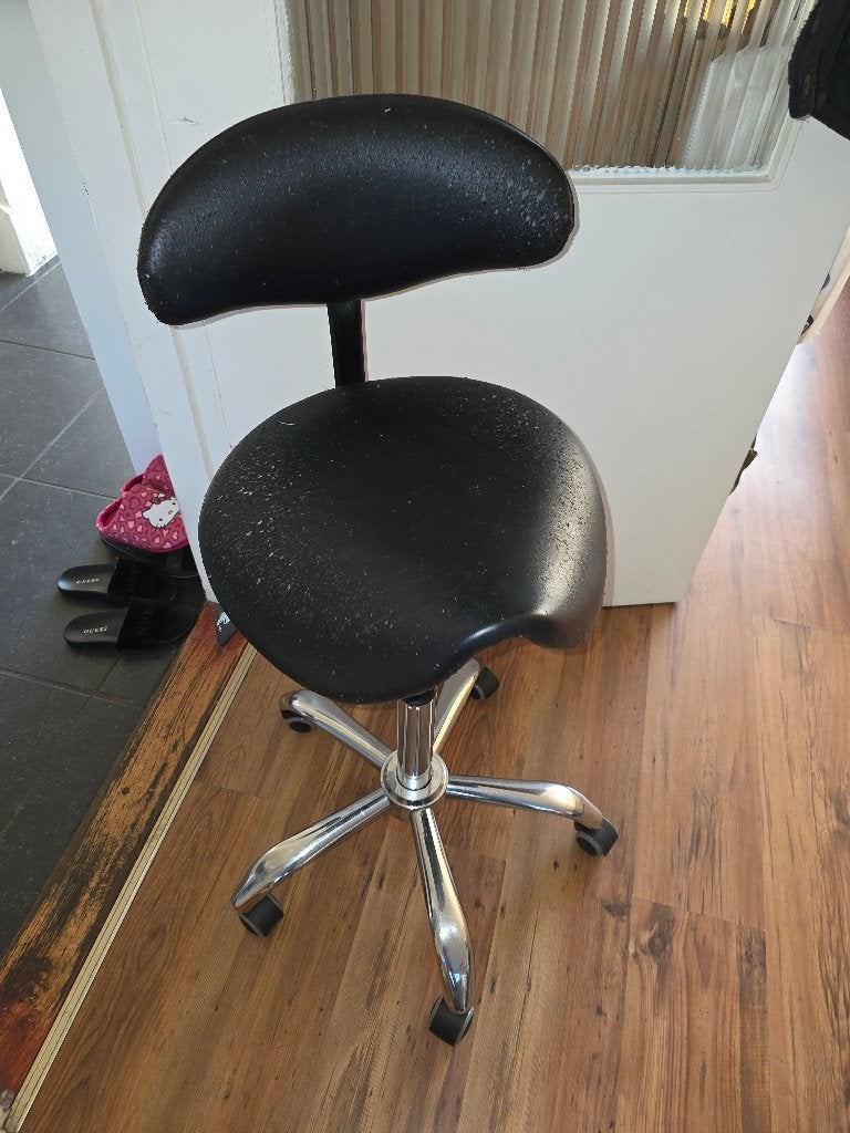 Ergonomische Kruk, Huis en Inrichting, Ophalen, Gebruikt, Zwart, Bureaukruk