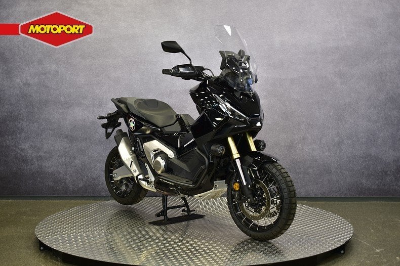 Honda X ADV (bj 2025), Info@motoportwormerveer.nl, Scooter, Honda Motor Europe, Bedrijf