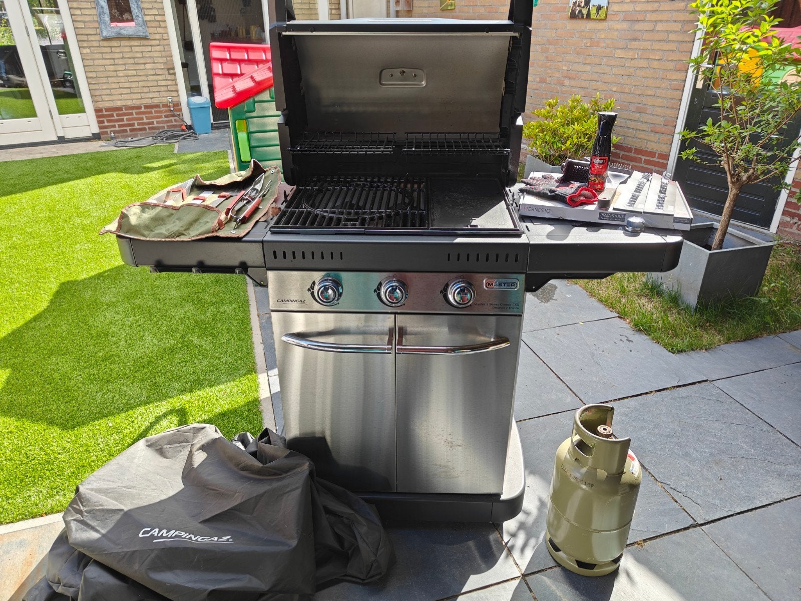 Campingaz gas BBQ / buitenkeuken, Ophalen