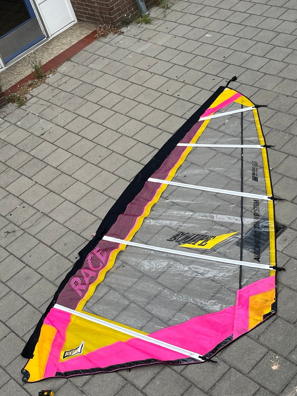 Equipe windsurfzeil 5.6 m² – retro/vintage – €75, Watersport en Boten, Ophalen, Zo goed als nieuw, Zeil