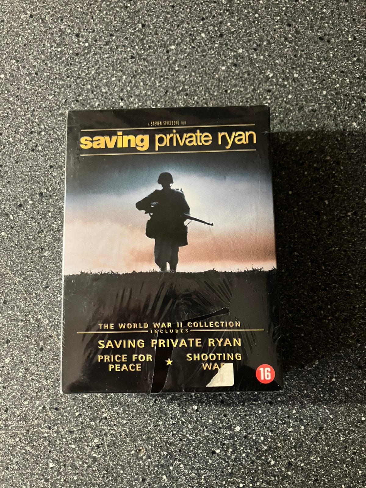 Saving Private Ryan Giftset - Nieuw in Seal, Vanaf 16 jaar, Ophalen of Verzenden, Nieuw in verpakking, Oorlog