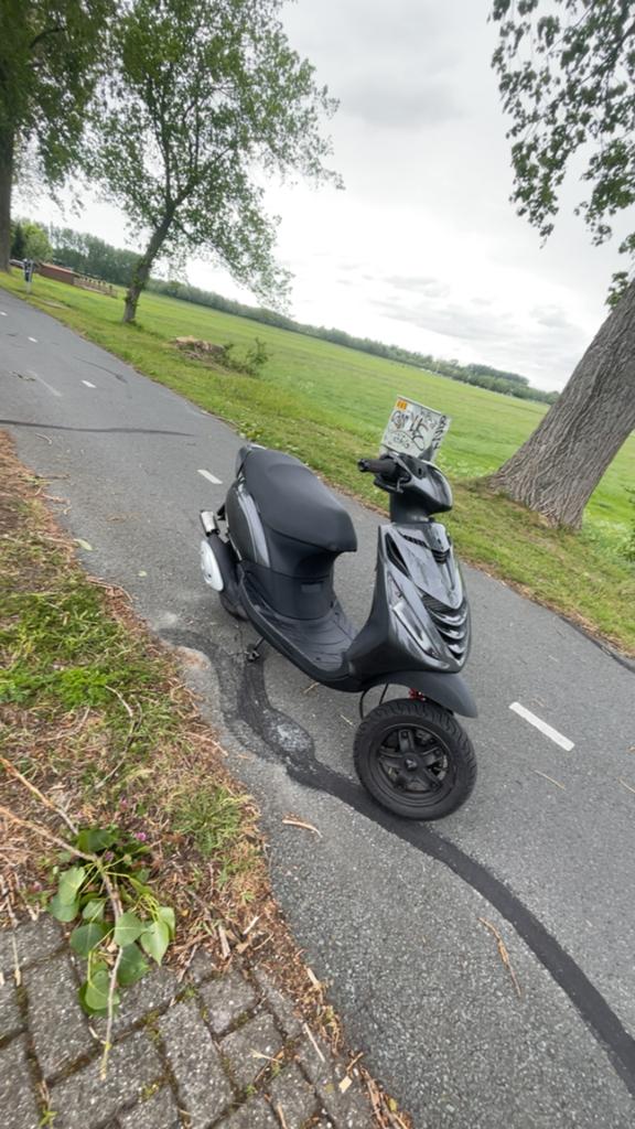 70cc orgineel h2o zip met 2003 frame, Ophalen, Tweetakt, Zo goed als nieuw, 70 cc