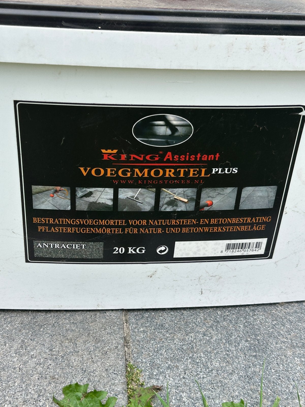 3 emmers King Assistant Voegmortel Plus Antraciet 20 KG, Doe-het-zelf en Verbouw, Tegels, Ophalen, Nieuw, Overige typen