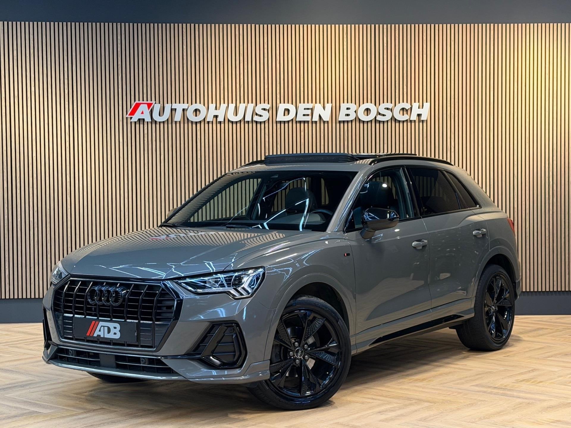 Audi Q3 35 TFSI S Line |Pano|Ambiance|trekhaak|Keyles|Cam, Auto's, Audi, 4 cilinders, 150 pk, 1505 kg, Leder en Stof