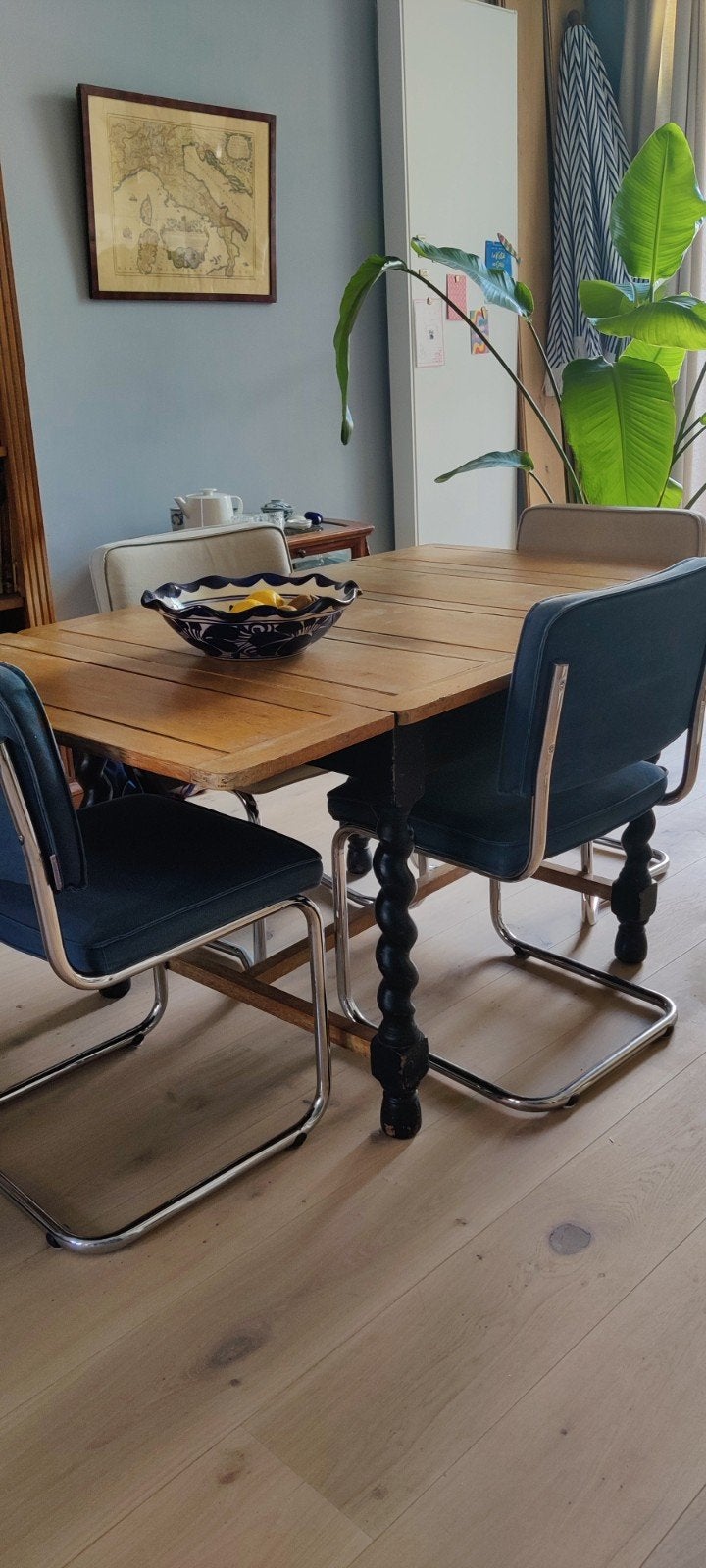 Sfeervolle brocante uitschuifbare eettafel gedraaide poot, Antiek en Kunst, Antiek | Meubels | Tafels, Ophalen of Verzenden