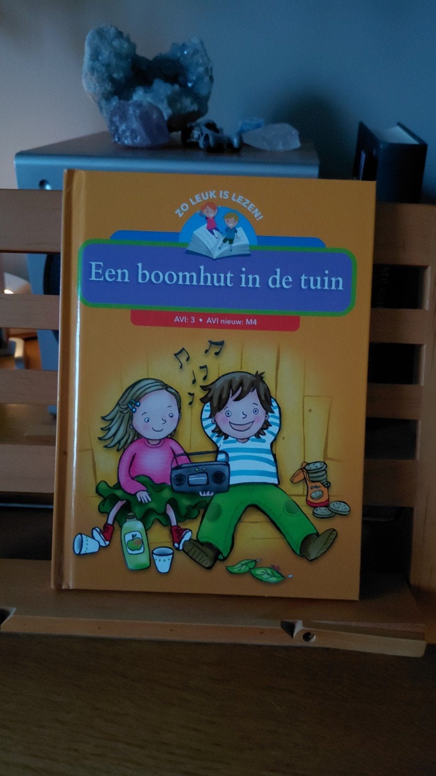Een boomhut in de tuin - AVI 3 / M4 kinderboek, Ophalen of Verzenden, Zo goed als nieuw, Onbekend, Fictie algemeen
