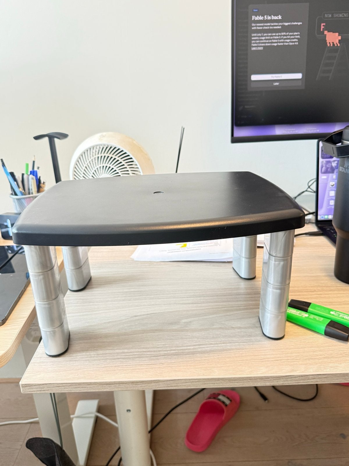 Verstelbare laptopstandaard - Ergonomisch en compact, Ophalen, Zo goed als nieuw, In hoogte verstelbaar