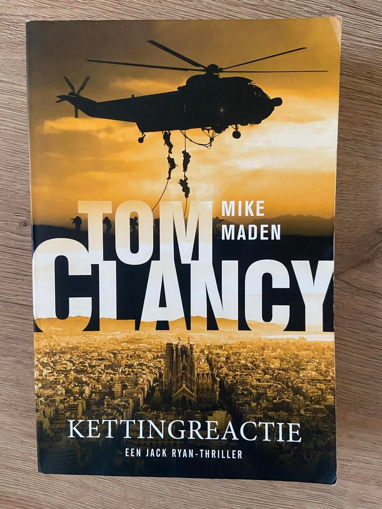 Tom Clancy's Kettingreactie - Jack Ryan-thriller, Ophalen of Verzenden, Zo goed als nieuw