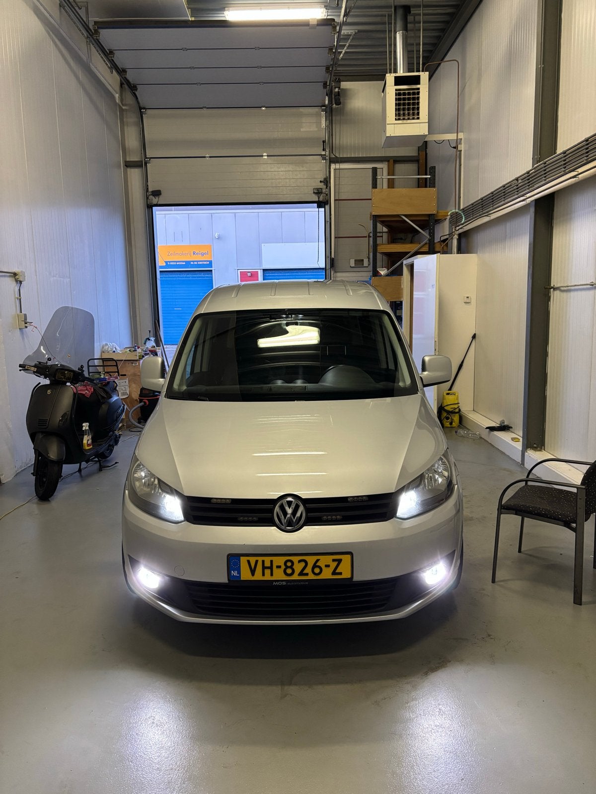 Volkswagen Caddy 1.6 D 75KW 2014, Auto's, Euro 5, Zwart, 4 cilinders, Volkswagen