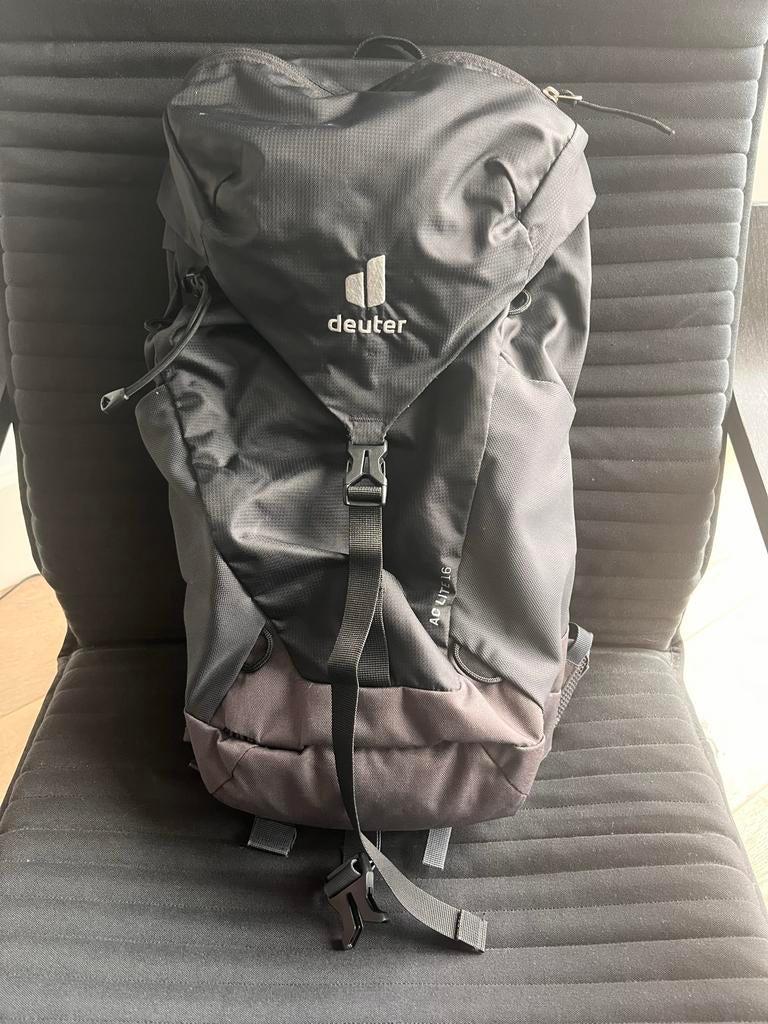 Deuter AC Lite 16 Rugzak zo goed als nieuw, 25 tot 40 cm, Zo goed als nieuw, Trekking, Ophalen