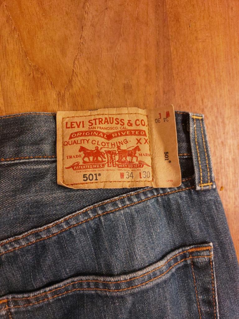 Levi's 501 W34 L30, Ophalen of Verzenden, Zo goed als nieuw, Blauw, W33 - W34 (confectie 48/50)