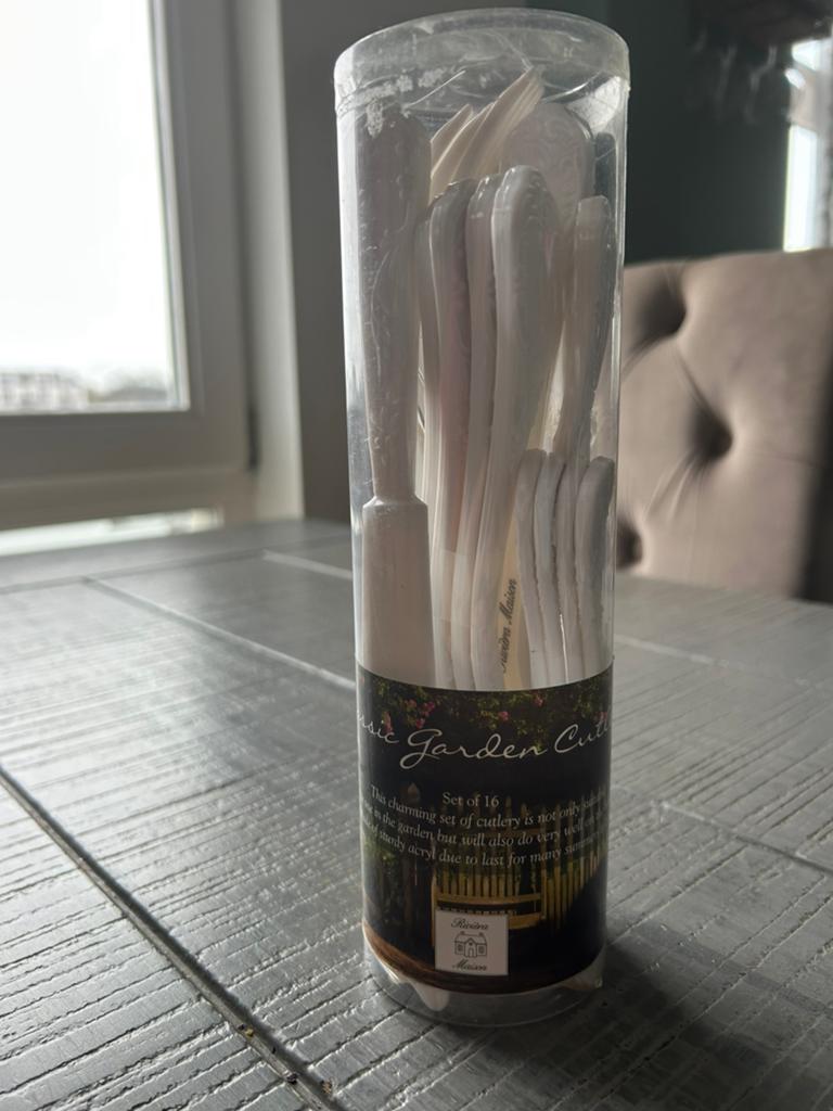 Riviera maison buitenbestek nieuw!, Ophalen of Verzenden, Nieuw, Kunststof, Bestekset
