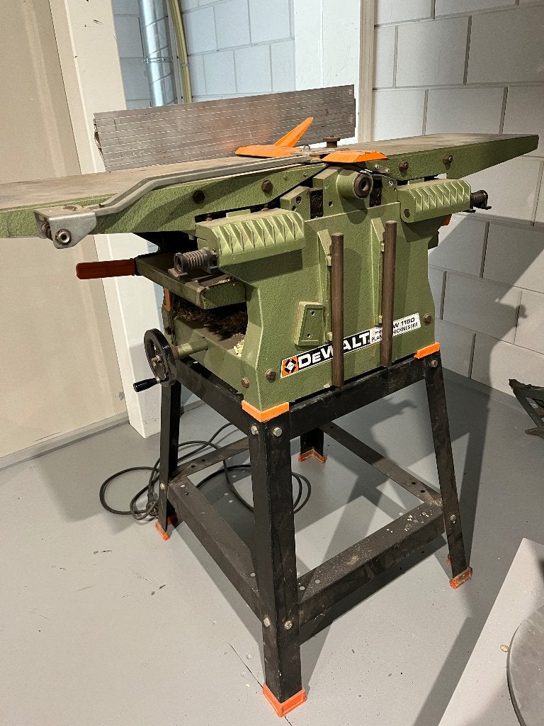 DeWalt vlak- en vandiktebank 26cm breed, Ophalen, Gebruikt, Elektrisch