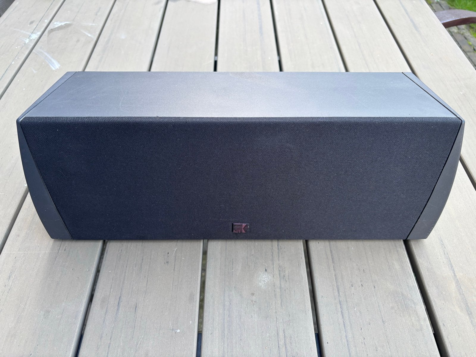 KEF Model 100 Reference Series Center Speaker, 150 watt of meer, Ophalen of Verzenden, Zo goed als nieuw, Center speaker