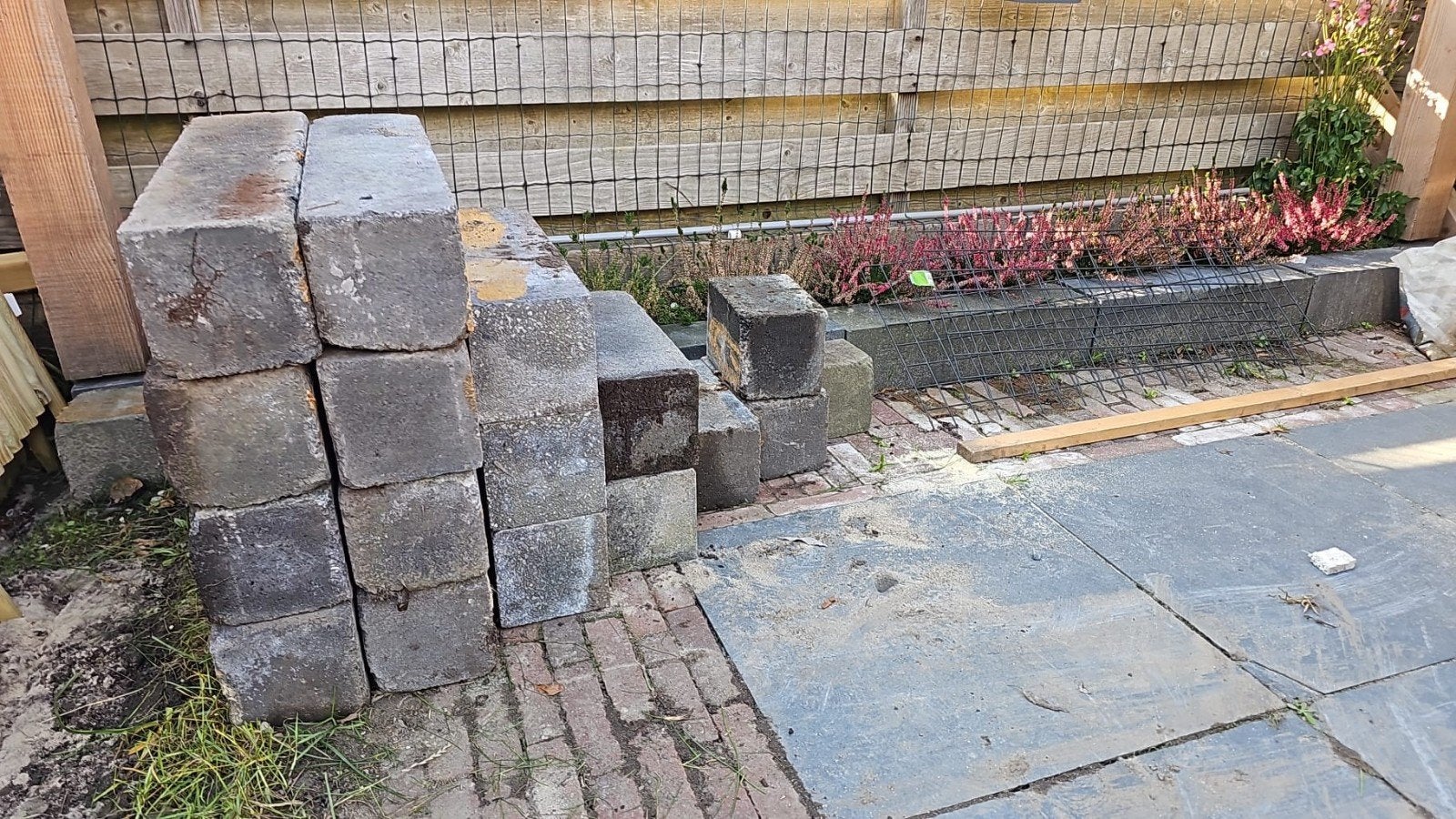 Gratis af te halen – betonblokken 15x15 cm, Ophalen