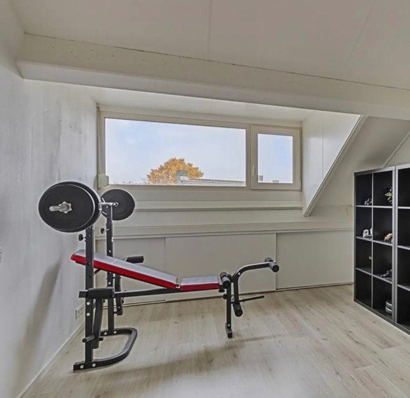 Multifunctionele fitness bank + stangen + gewichten, Sport en Fitness, Fitnessapparatuur, Zo goed als nieuw, Krachtstation, Armen