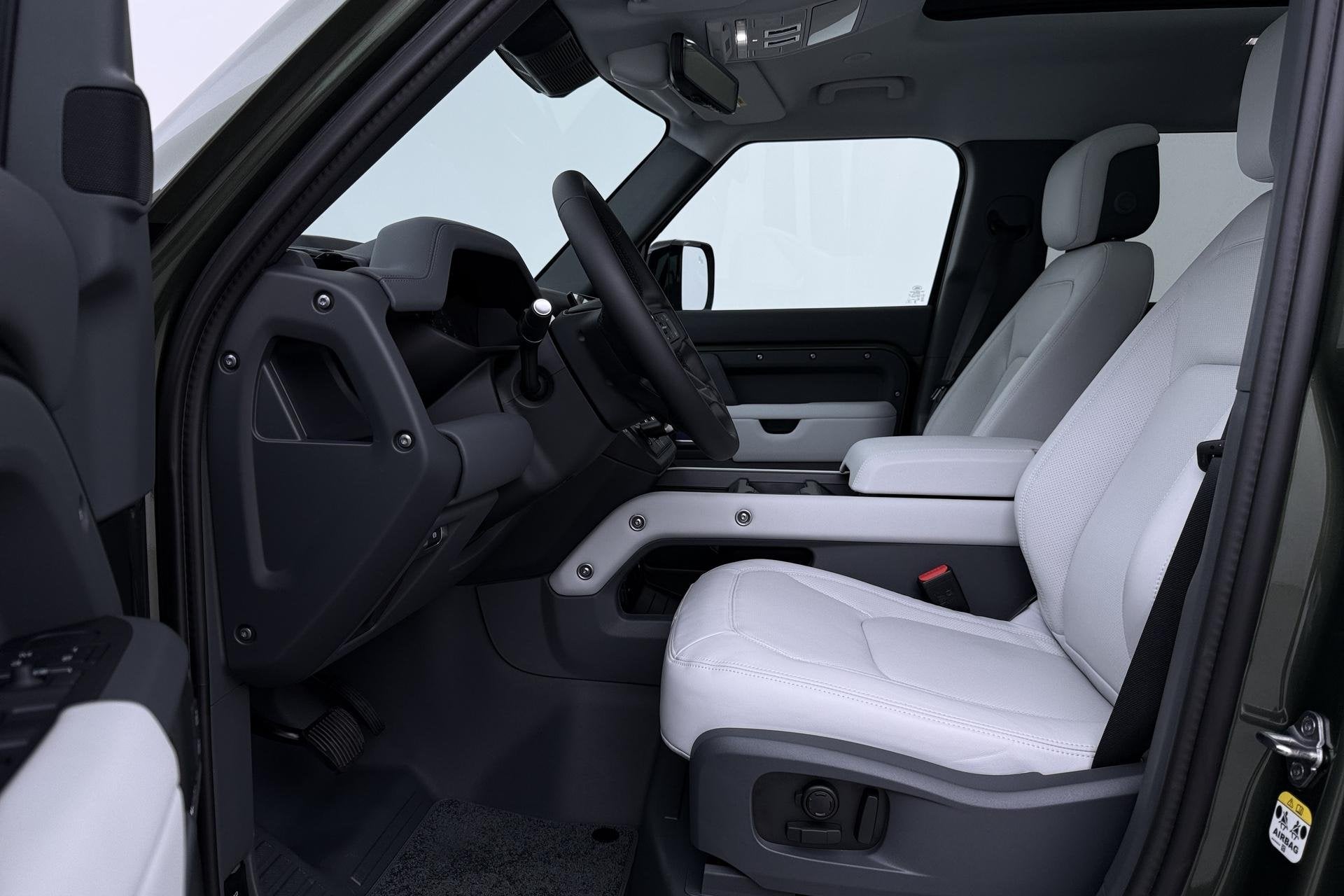 Land Rover Defender 110 P300e X-Dynamic HSE | MY26 | ACC | T, Auto's, Automaat, Gebruikt, Euro 6, 4 cilinders