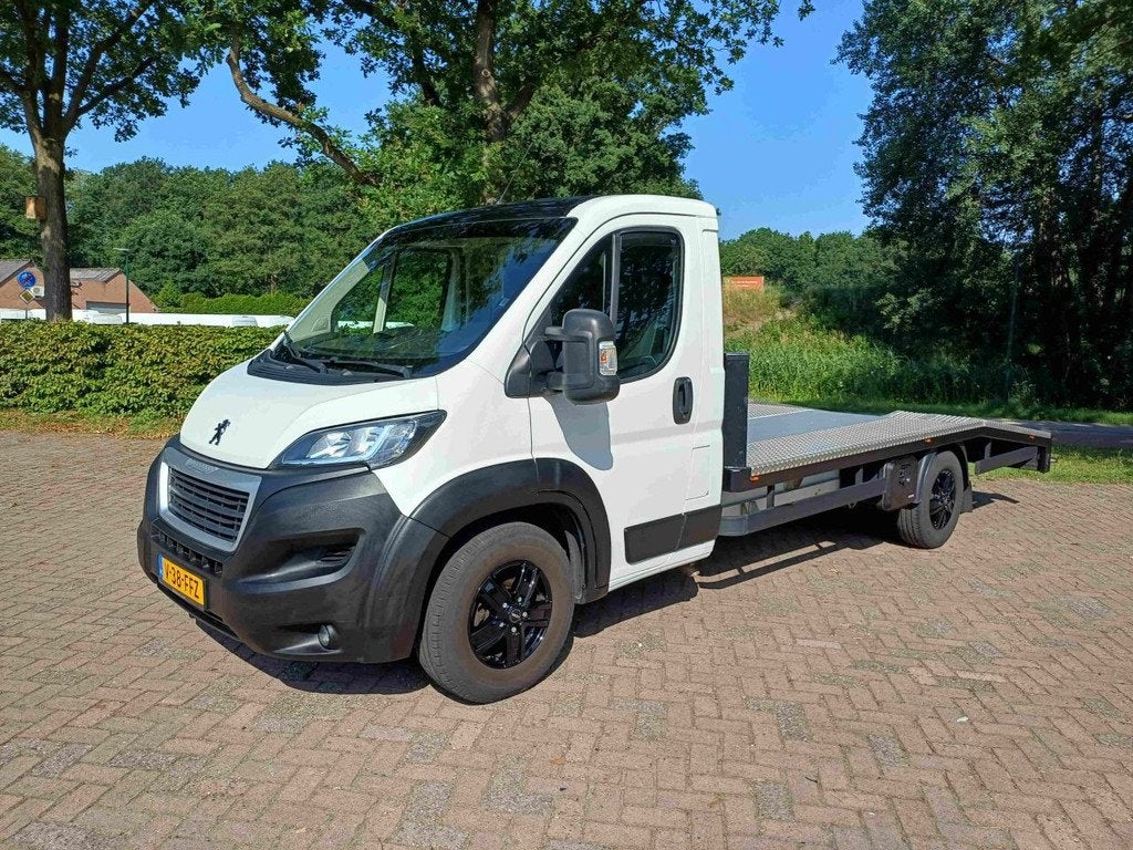 Peugeot Boxer 435 2.0 BlueHDI L4 MAXI oprijwagen / autoambul, Euro 6, Bedrijf, Onderhoudsboekje, Te koop