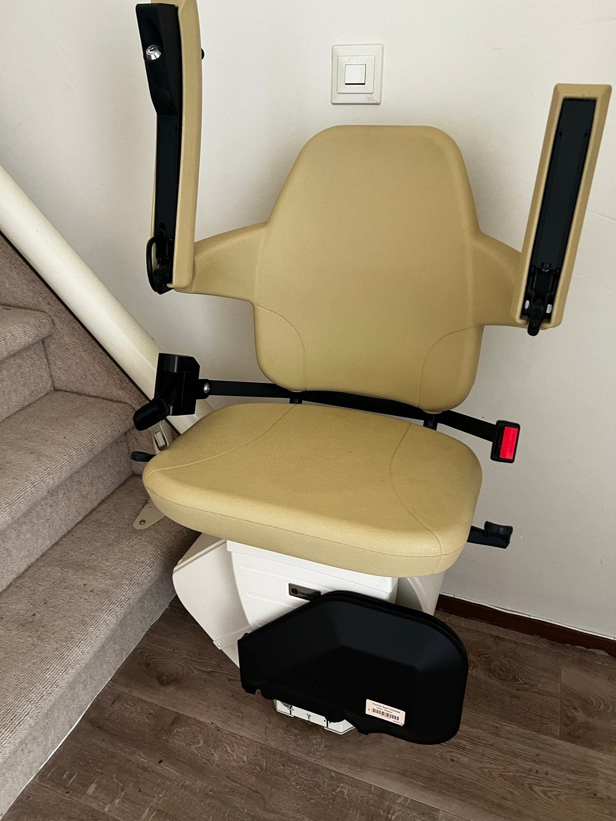 Traplift van Handicare, Ophalen, Zo goed als nieuw, Met bocht