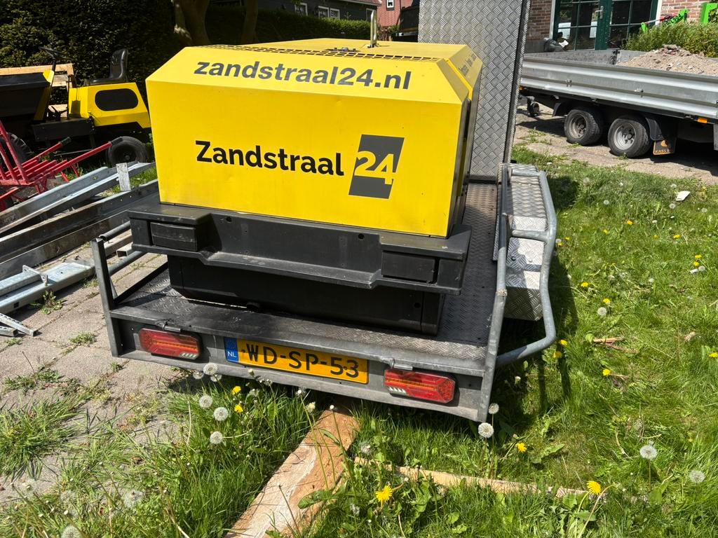 Compressor 4 kuub, Ophalen of Verzenden, Zo goed als nieuw