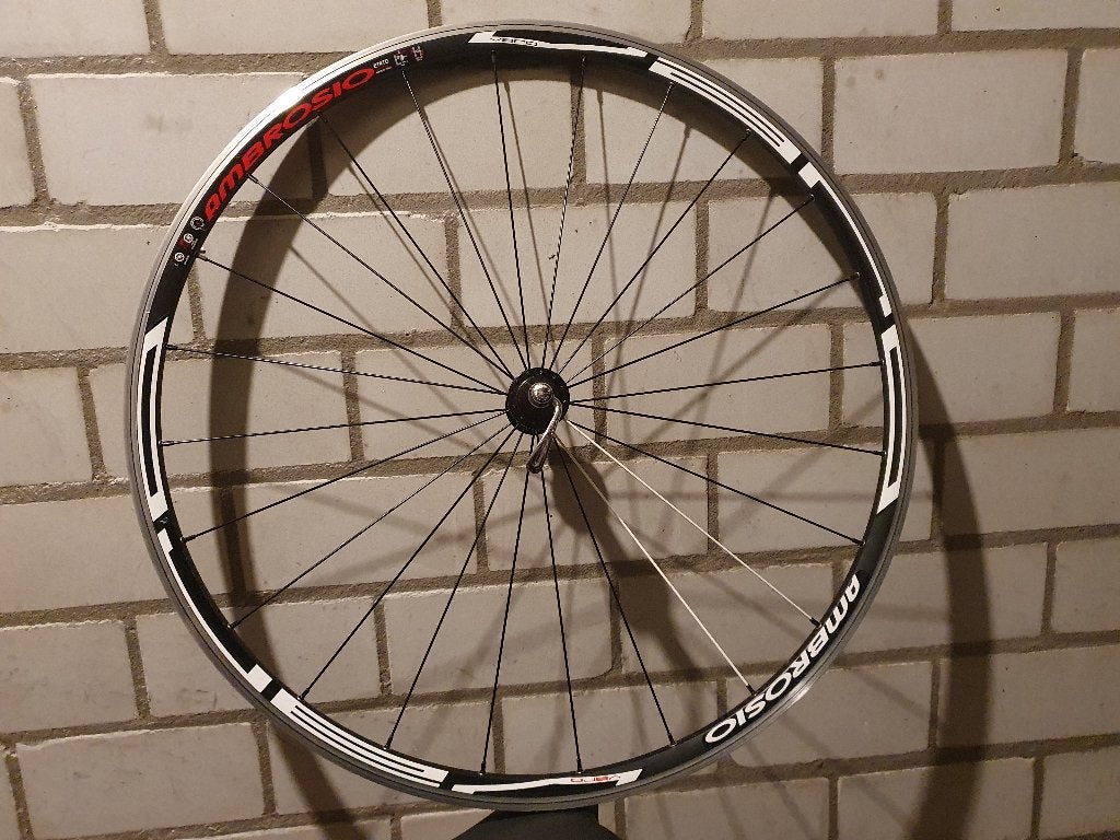 Racefiets voorwiel 28 inch, Zo goed als nieuw, Aluminium, Racefiets, Ophalen