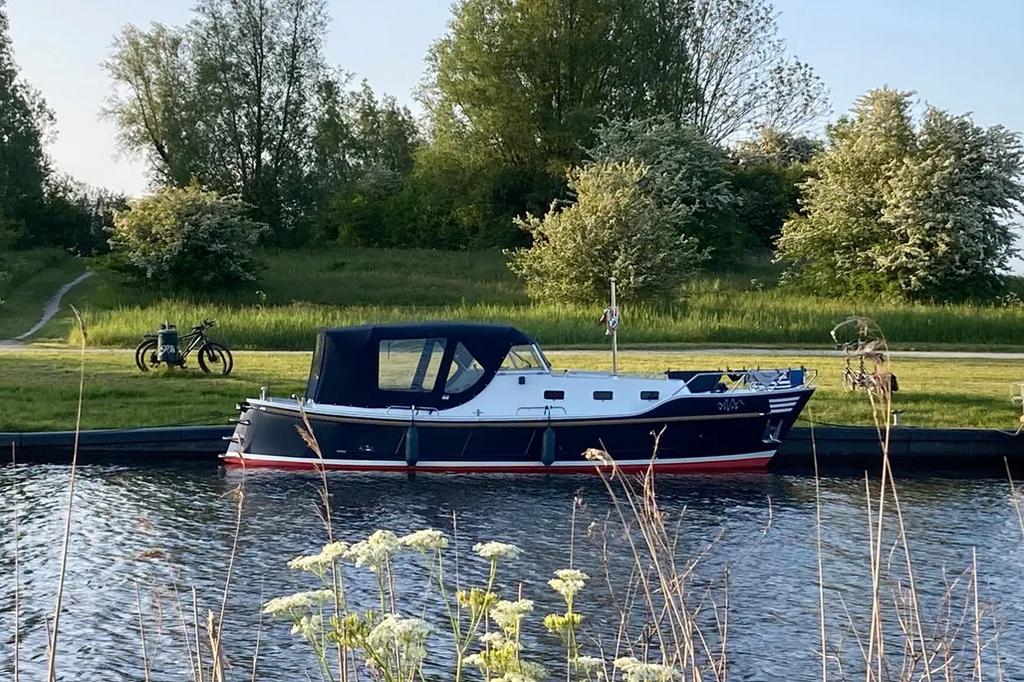 Broesder Kajuitsloep 950, Ophalen, Gebruikt, Staal, Diesel