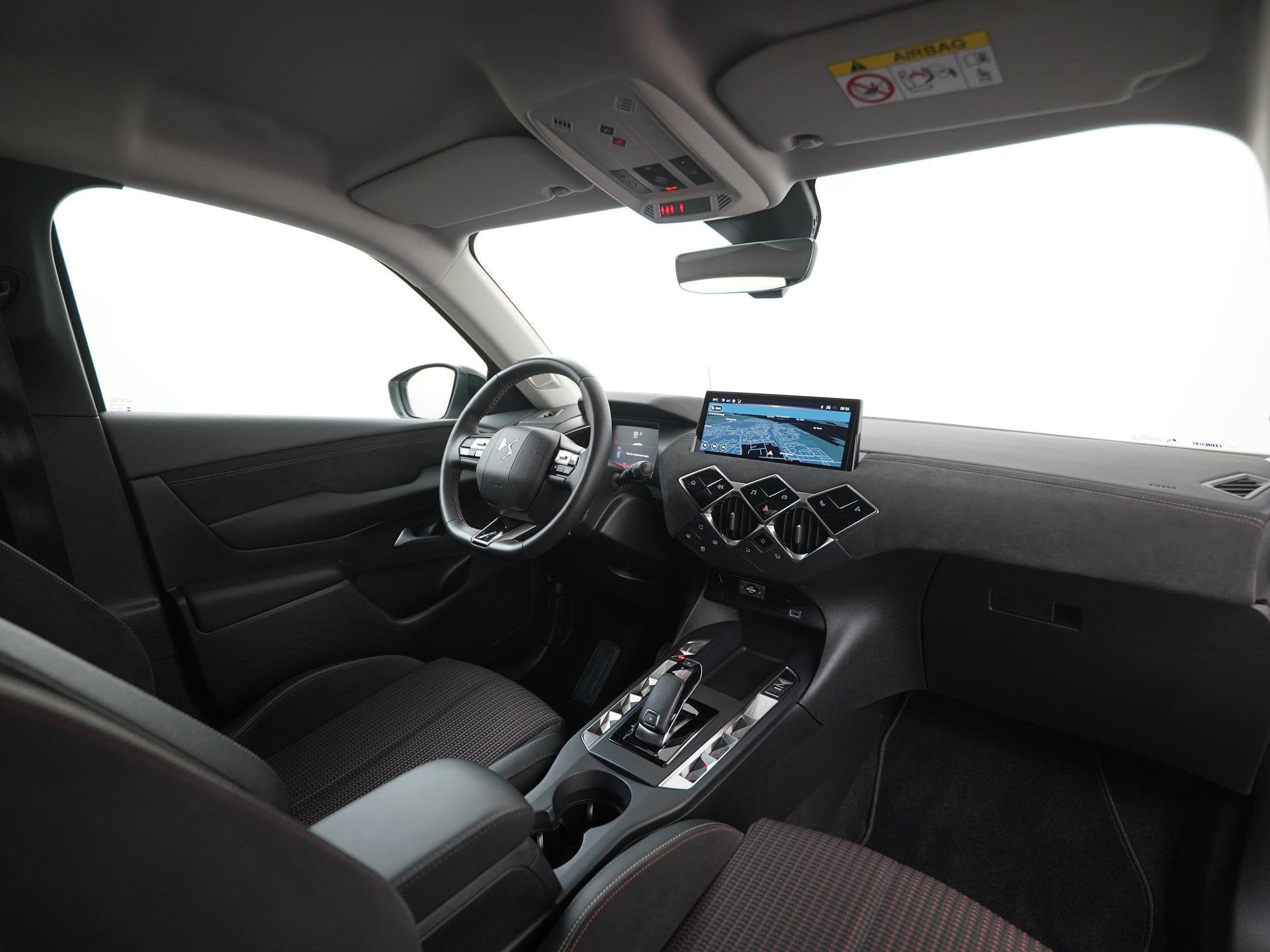 DS 3 1.2 Hybrid 136 Performance Line | Head-Up | 360 Camera, Auto's, Gebruikt, 1199 cc, Origineel Nederlands, Hybride Elektrisch/Benzine