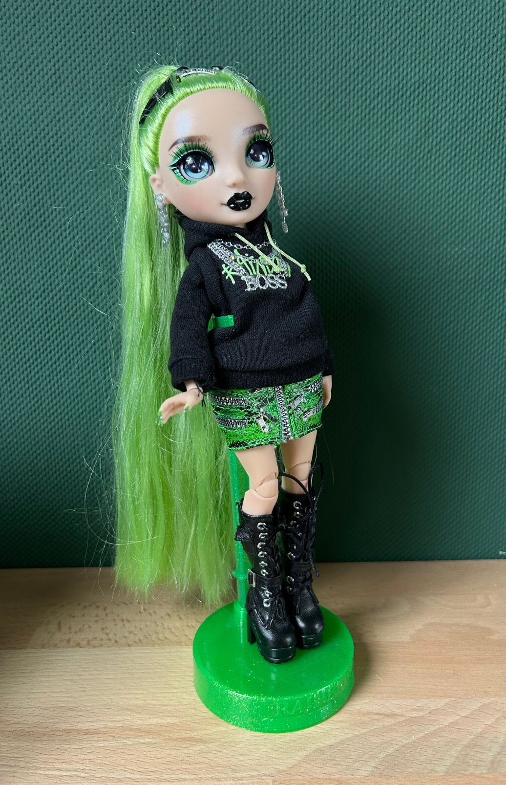 Rainbow High pop groen Jade Hunter, Ophalen of Verzenden, Zo goed als nieuw, Overige typen